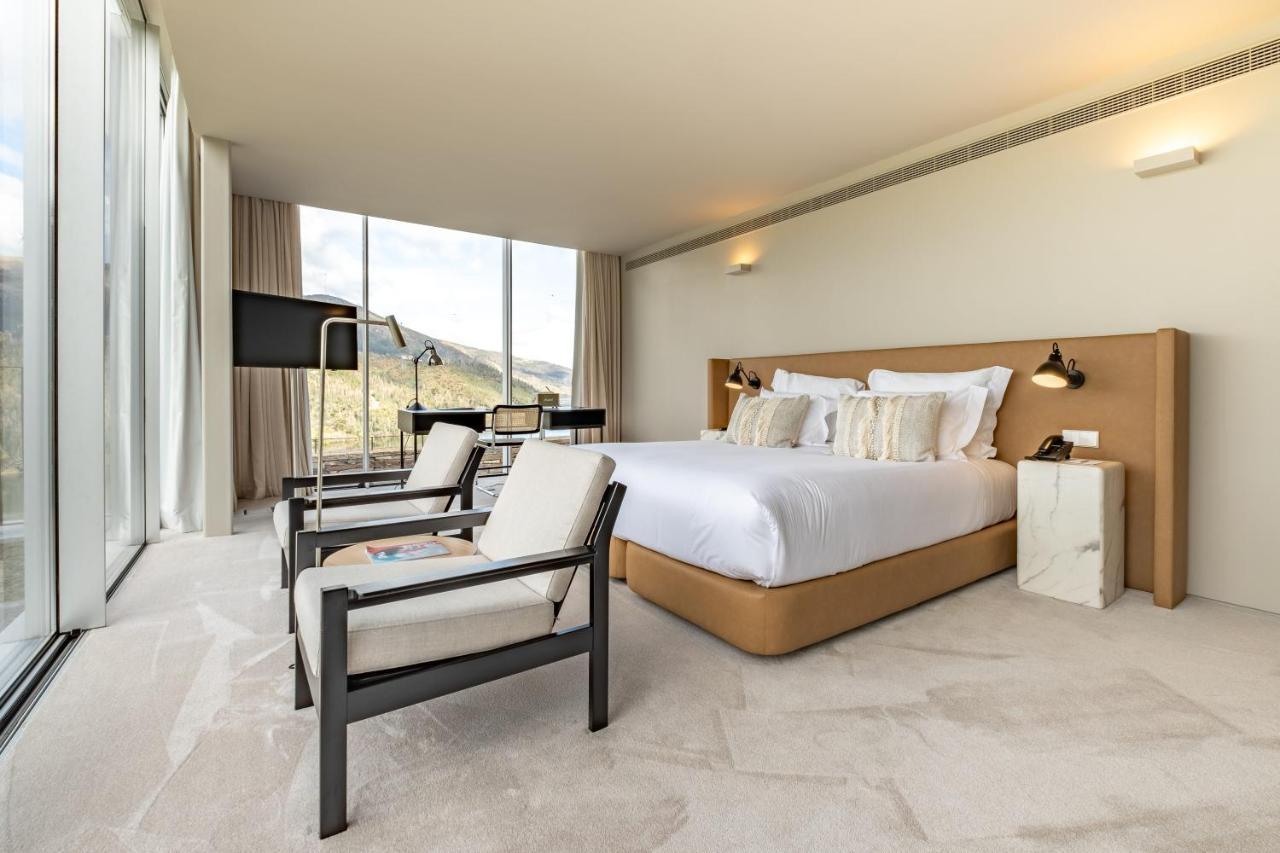 Douro41 & 5* Castelo de Paiva